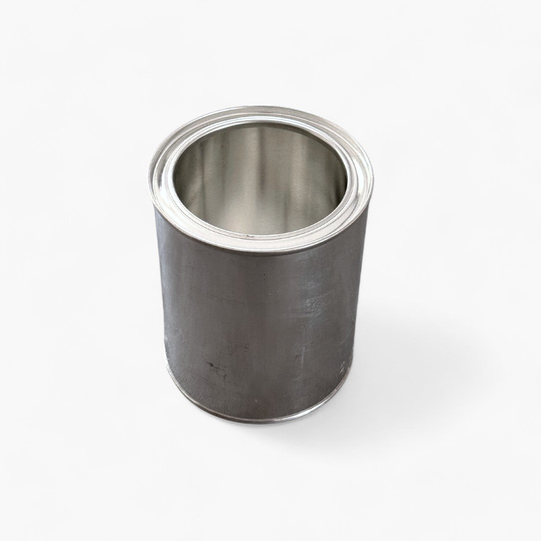 Ersatz Ethanolbecher für Standfeuer LUCEO von Manubeton, runder, transparenter Becher mit flüssigem Ethanol.