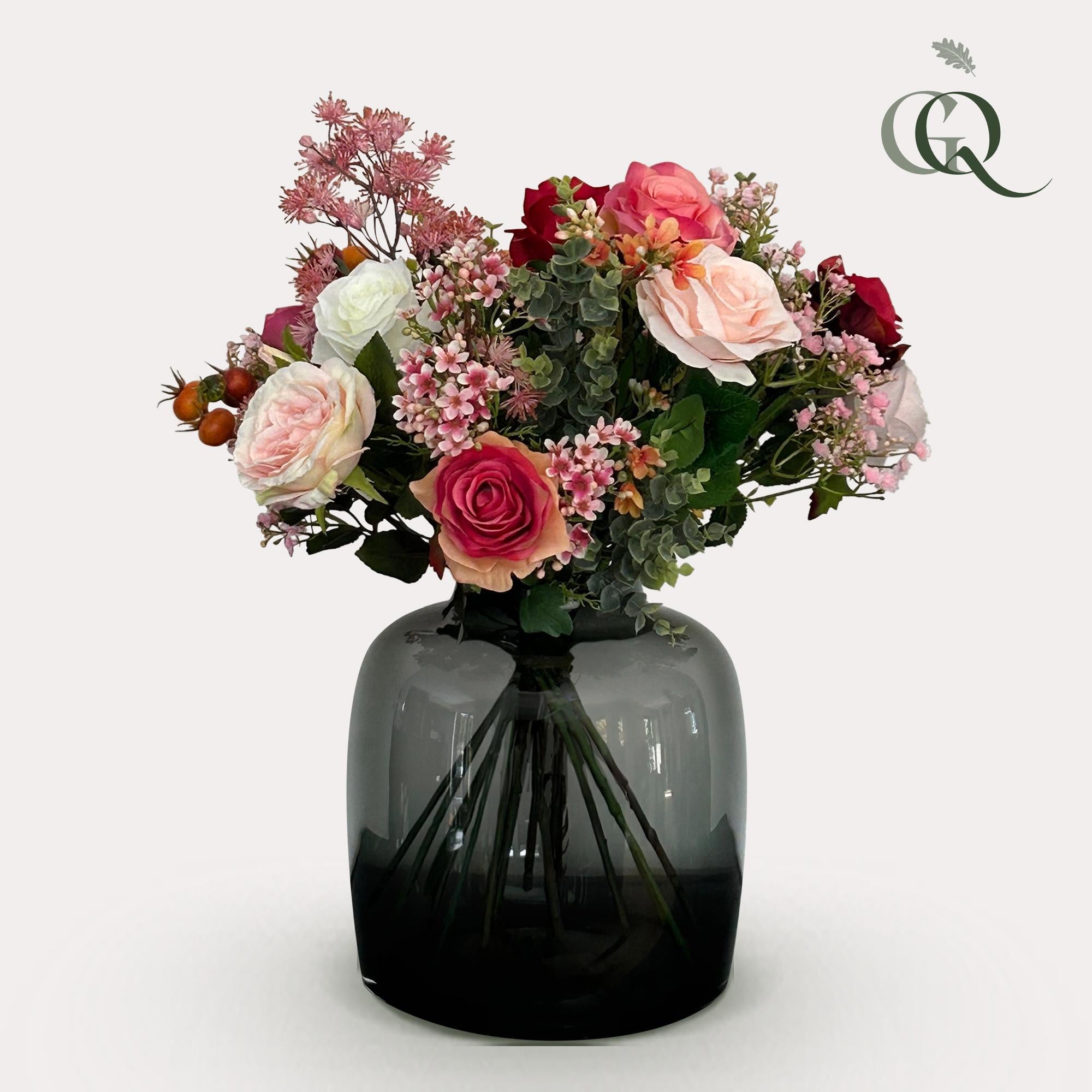 Kunstblumen Bouquet M Flame Roses von Everspring, 45 cm lange, realistisch wirkende rote Rosen in einem Blumenstrauß.