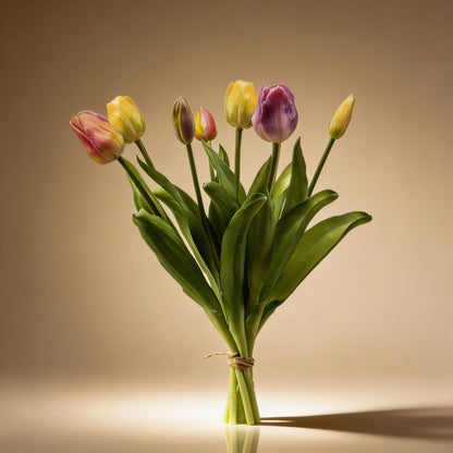 Tulpenstrauß - Sanfter Frühling - ‘Real Touch’ Kunsttulpen - 7 Stiele - 42 cm