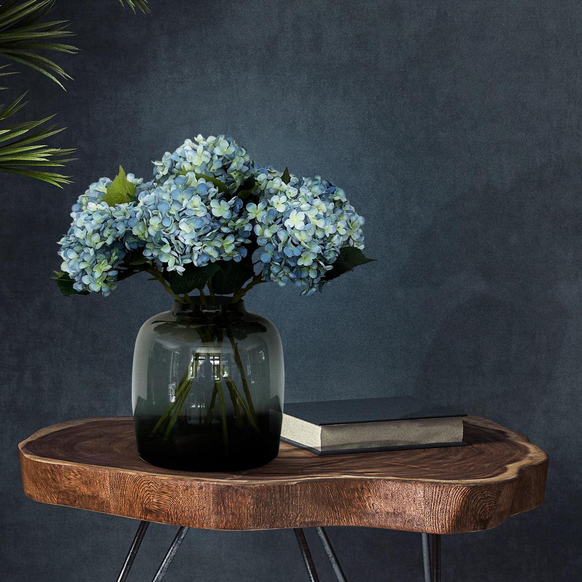 Künstliche Hortensienblüten in Blau, Everspring, 8 Stück, 52 cm hoch, detailreiche Blumen für Dekorationen