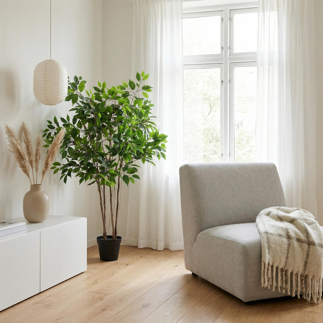 Künstlicher Ficus benjamina Pflanze von Everspring, 128 cm hoch, mit grünen Blättern auf braunem Stamm, realistisch aussehende Zimmerpflanze