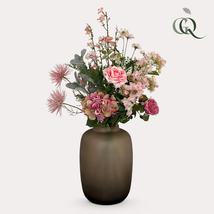Hübscher rosa Künstlicher Blumenstrauß L von Everspring, 89 cm lang, mit realistischen Blüten und grünen Blättern.